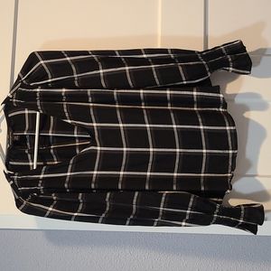 Banana republic xs black and white top
